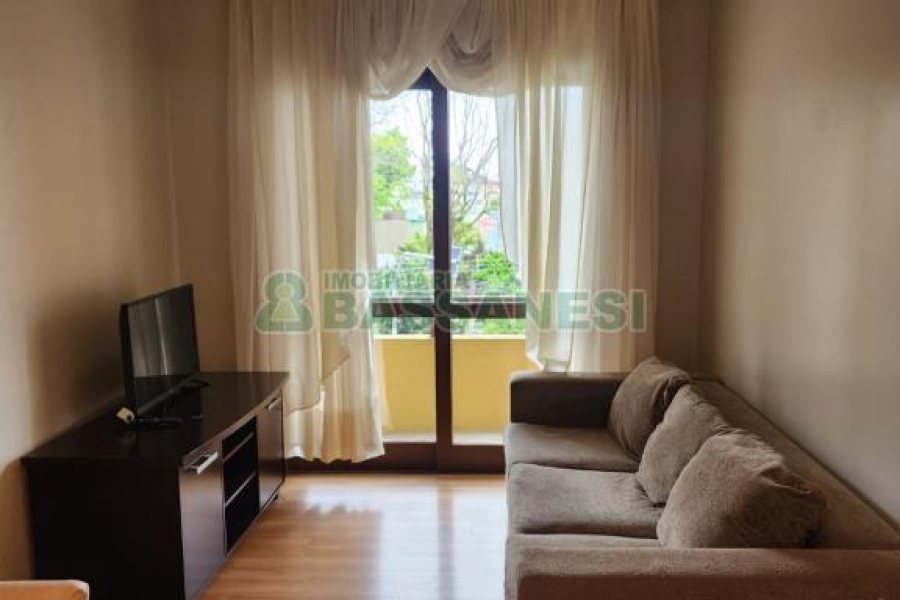 Apartamento com 74m², 2 dormitórios, 1 vaga, no bairro Madureira em Caxias do Sul para Comprar