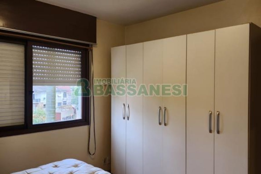 Apartamento com 74m², 2 dormitórios, 1 vaga, no bairro Madureira em Caxias do Sul para Comprar