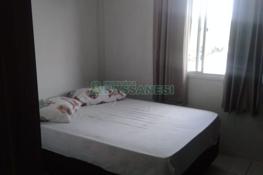 Sobrado com 73m², no bairro Salgado Filho em Caxias do Sul para Comprar