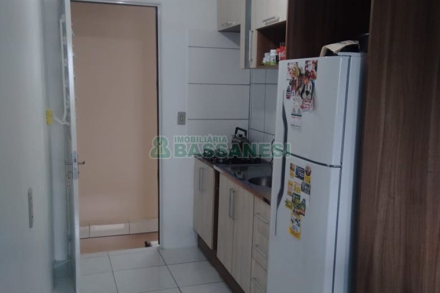 Sobrado com 73m², no bairro Salgado Filho em Caxias do Sul para Comprar