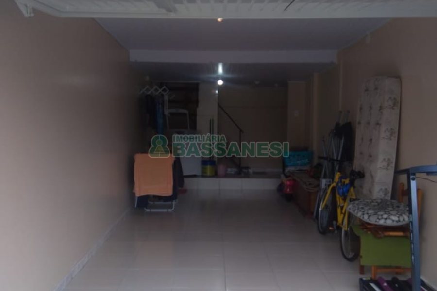 Sobrado com 73m², no bairro Salgado Filho em Caxias do Sul para Comprar