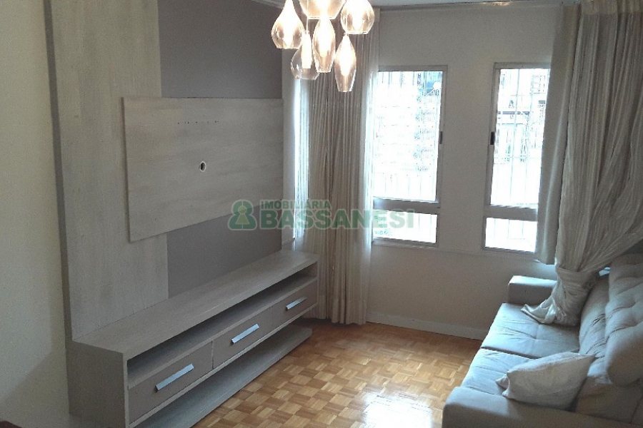 Apto Mobiliado com 74m², 2 dormitórios, 1 vaga, no bairro Sagrada Família em Caxias do Sul para Comprar