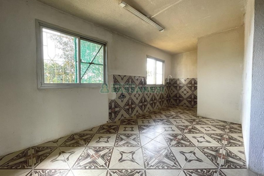Casa com 108m², 3 dormitórios, 1 vaga, no bairro Santa Corona em Caxias do Sul para Comprar