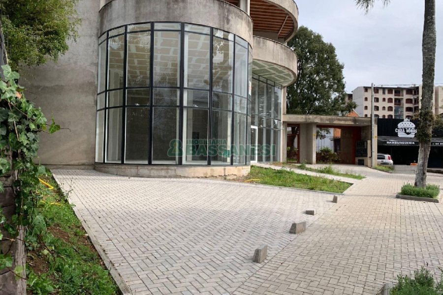 Loja com 200m², no bairro Ana Rech em Caxias do Sul para Alugar