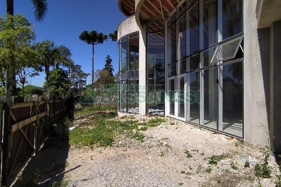 Loja com 200m², no bairro Ana Rech em Caxias do Sul para Alugar