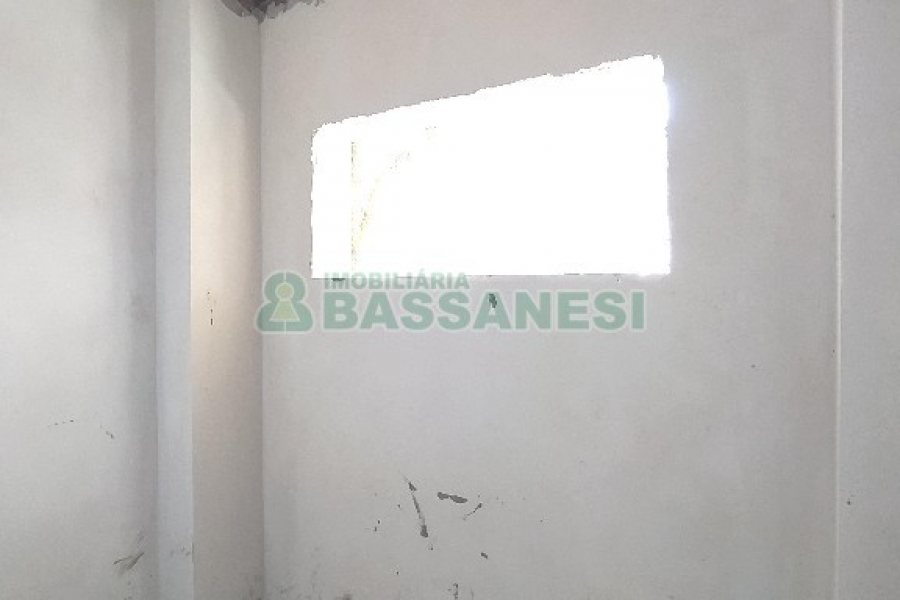 Loja com 200m², no bairro Ana Rech em Caxias do Sul para Alugar