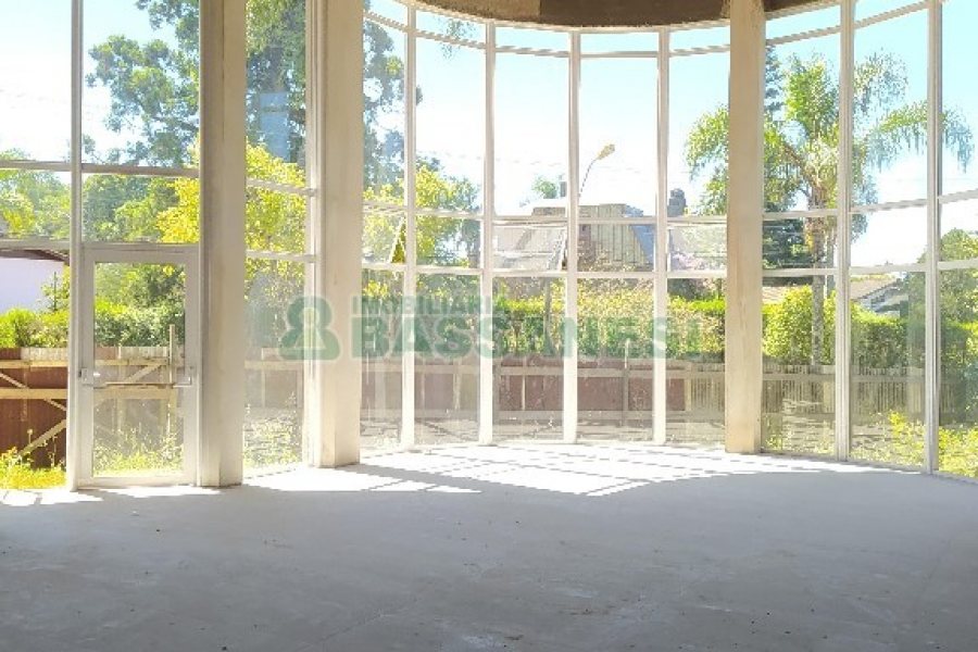 Loja com 200m², no bairro Ana Rech em Caxias do Sul para Alugar