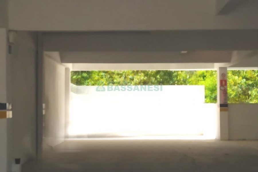 Apartamento com 85m², 2 dormitórios, 1 vaga, no bairro Salgado Filho em Caxias do Sul para Comprar