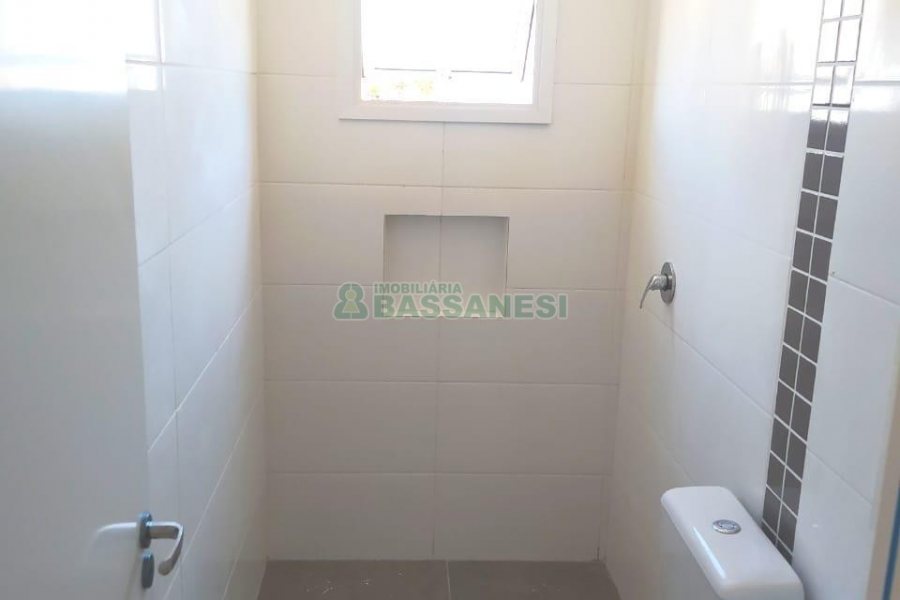 Apartamento com 85m², 2 dormitórios, 1 vaga, no bairro Salgado Filho em Caxias do Sul para Comprar