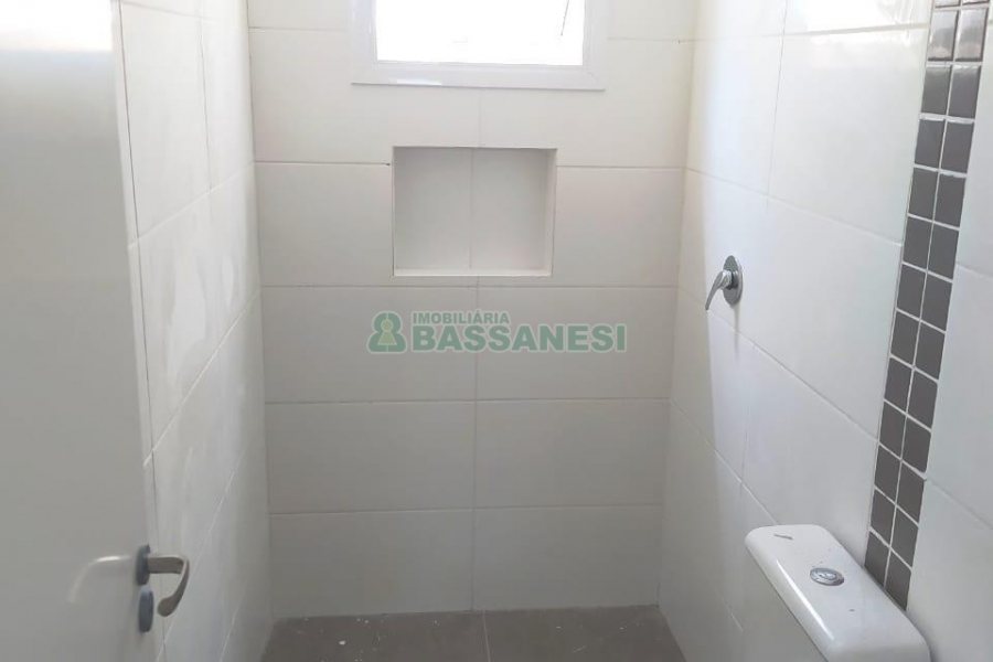 Apartamento com 85m², 2 dormitórios, 1 vaga, no bairro Salgado Filho em Caxias do Sul para Comprar