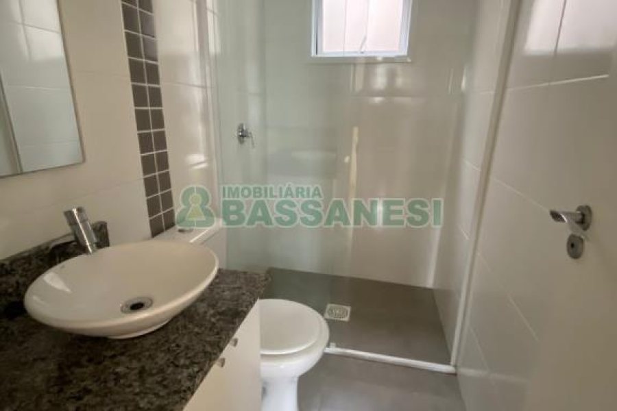 Apartamento com 71m², 2 dormitórios, 1 vaga, no bairro Salgado Filho em Caxias do Sul para Comprar