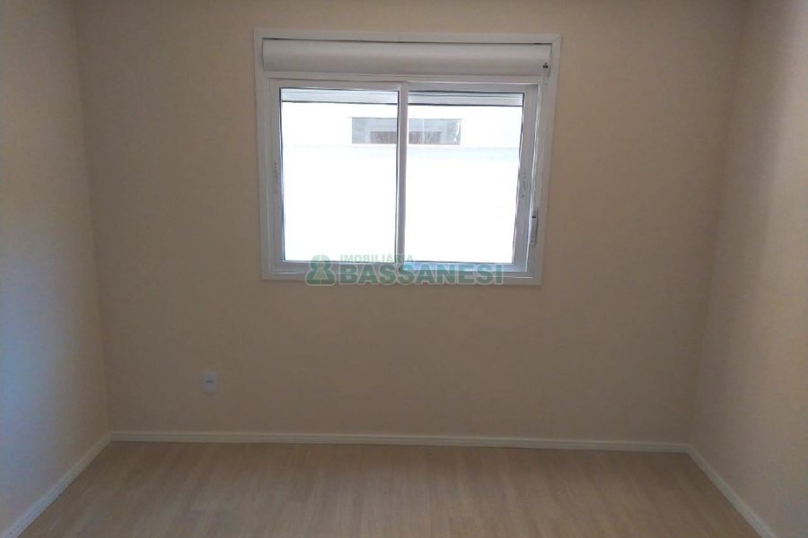 Apartamento com 80m², 2 dormitórios, 1 vaga, no bairro Salgado Filho em Caxias do Sul para Alugar