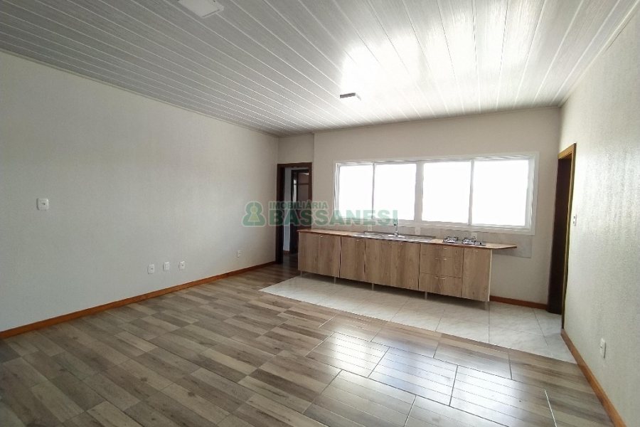 Apartamento com 130m², 2 dormitórios, 2 vagas, no bairro Rio Branco em Caxias do Sul para Alugar
