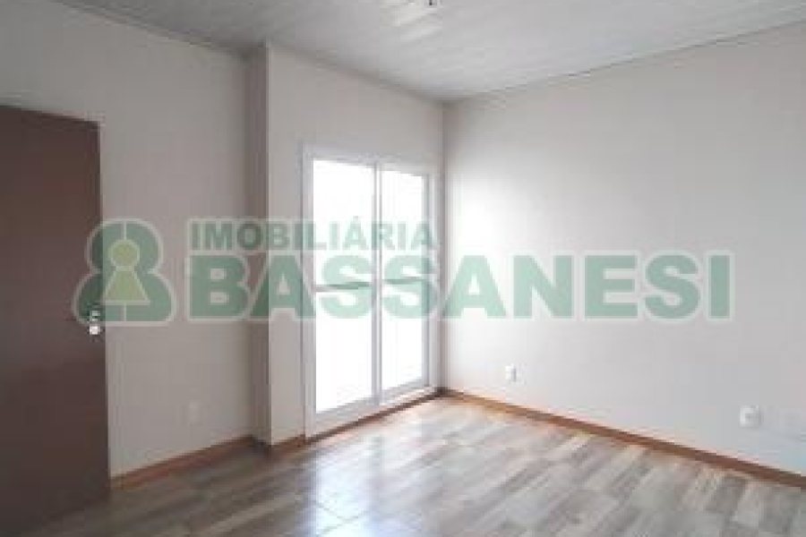 Apartamento com 130m², 2 dormitórios, 2 vagas, no bairro Rio Branco em Caxias do Sul para Alugar