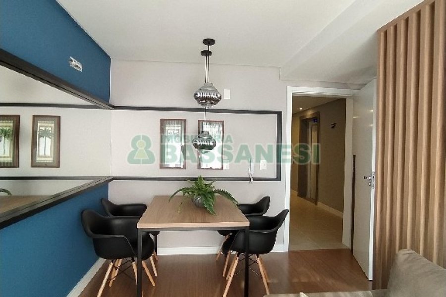 Apto Mobiliado com 41m², 1 dormitório, 1 vaga, no bairro Lourdes em Caxias do Sul para Alugar