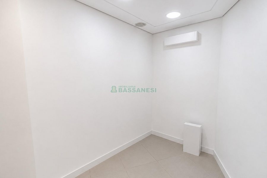 Loja com 80m², no bairro São Pelegrino em Caxias do Sul para Alugar