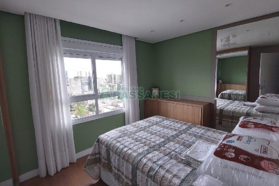 Apto Mobiliado com 57m², 2 dormitórios, 2 vagas, no bairro Lourdes em Caxias do Sul para Alugar