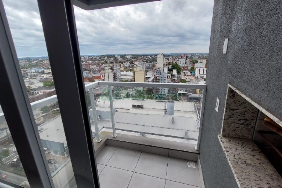Apto Mobiliado com 57m², 2 dormitórios, 2 vagas, no bairro Lourdes em Caxias do Sul para Alugar