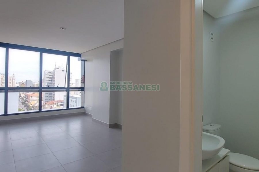 Sala com 25m², 1 vaga, no bairro Centro em Caxias do Sul para Alugar