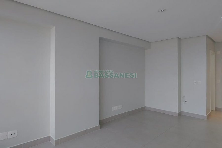 Sala com 25m², 1 vaga, no bairro Centro em Caxias do Sul para Alugar