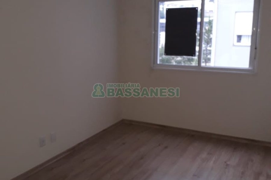 Apartamento com 58m², 2 dormitórios, 1 vaga, no bairro Treviso em Caxias do Sul para Comprar