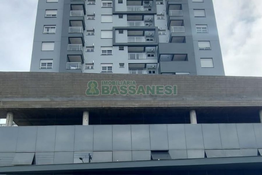 Apartamento com 35m², 1 dormitório, 1 vaga, no bairro Lourdes em Caxias do Sul para Alugar