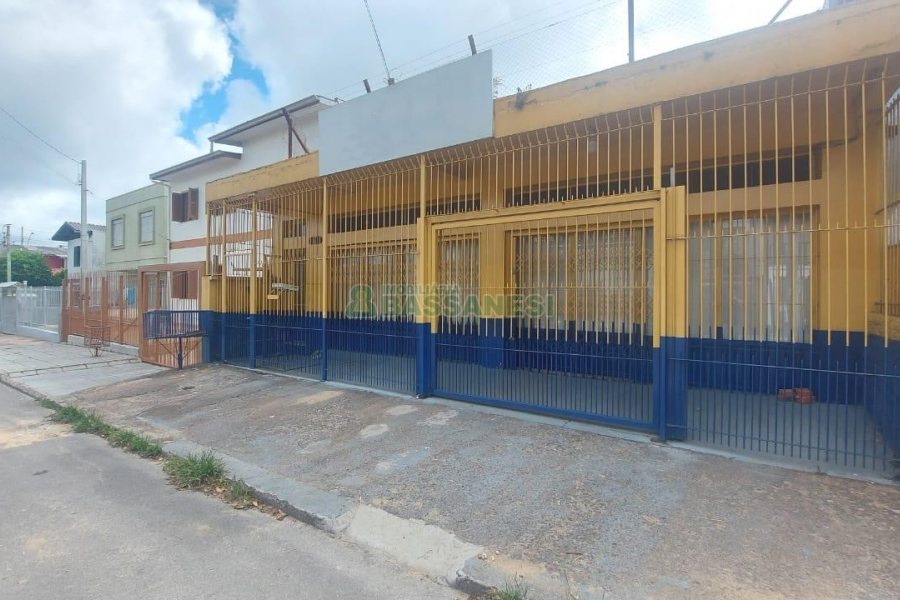 Loja com 180m², no bairro São Victor COHAB em Caxias do Sul para Alugar