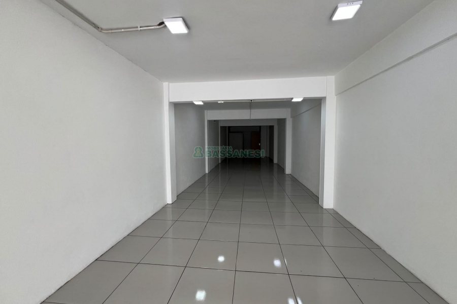 Loja com 164m², no bairro São José em Caxias do Sul para Alugar