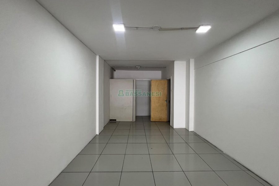 Loja com 164m², no bairro São José em Caxias do Sul para Alugar