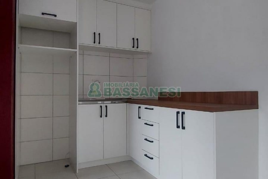 Apartamento com 65m², 2 dormitórios, 1 vaga, no bairro Bela Vista em Caxias do Sul para Alugar