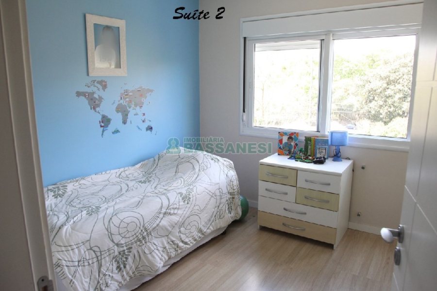 Apto Mobiliado com 153m², 3 dormitórios, 2 vagas, no bairro Lourdes em Caxias do Sul para Comprar