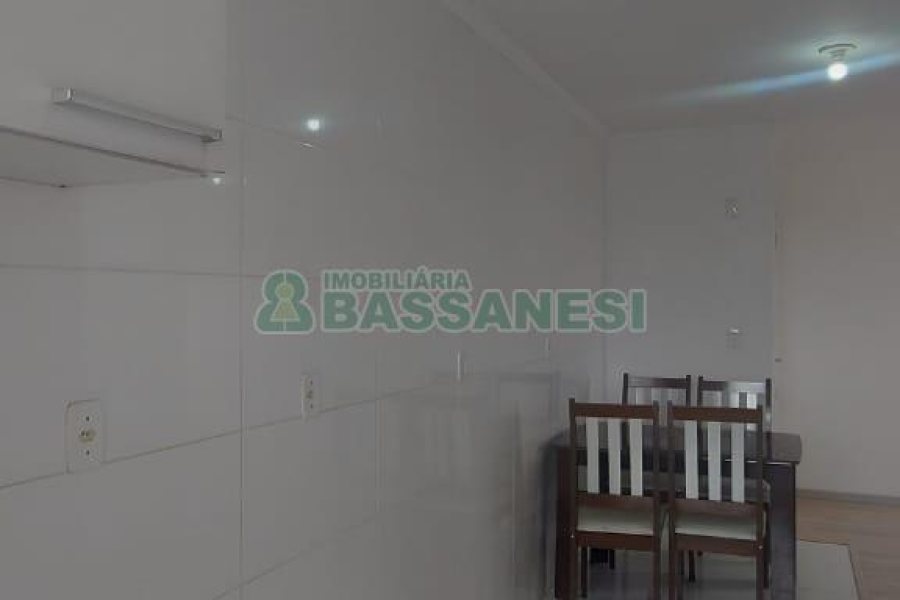 Apartamento com 62m², 2 dormitórios, 1 vaga, no bairro Vinhedos em Caxias do Sul para Alugar