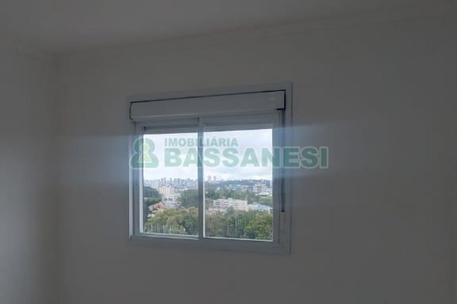 Apartamento com 62m², 2 dormitórios, 1 vaga, no bairro Vinhedos em Caxias do Sul para Alugar