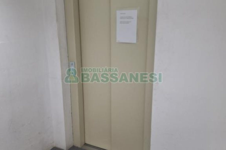 Sala com 60m², 1 vaga, no bairro Santa Catarina em Caxias do Sul para Alugar
