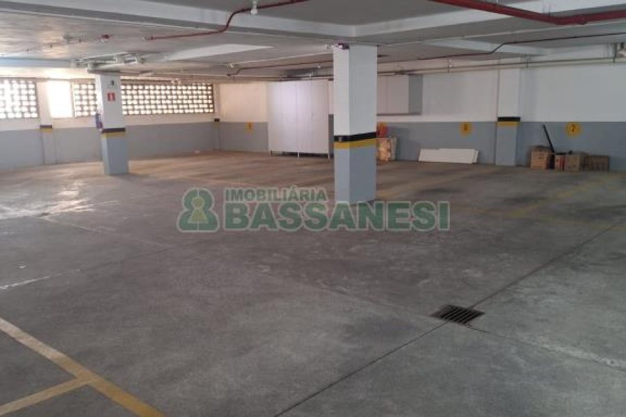 Sala com 60m², 1 vaga, no bairro Santa Catarina em Caxias do Sul para Alugar