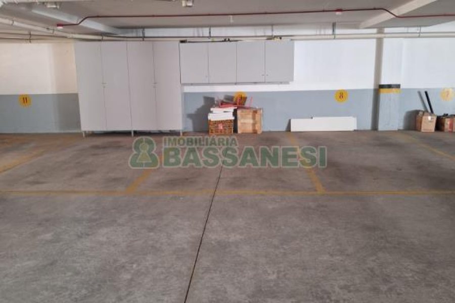 Sala com 60m², 1 vaga, no bairro Santa Catarina em Caxias do Sul para Alugar