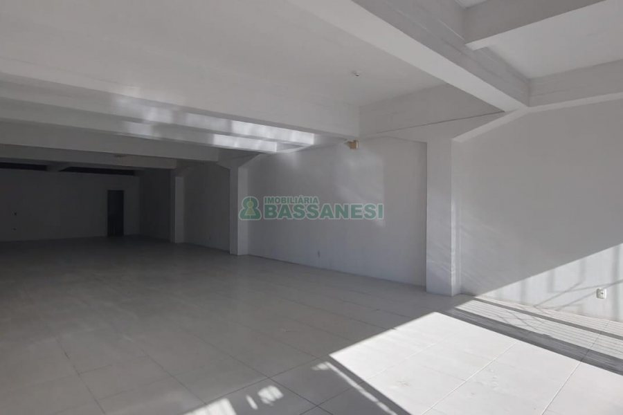 Loja com 140m², no bairro Santa Catarina em Caxias do Sul para Alugar