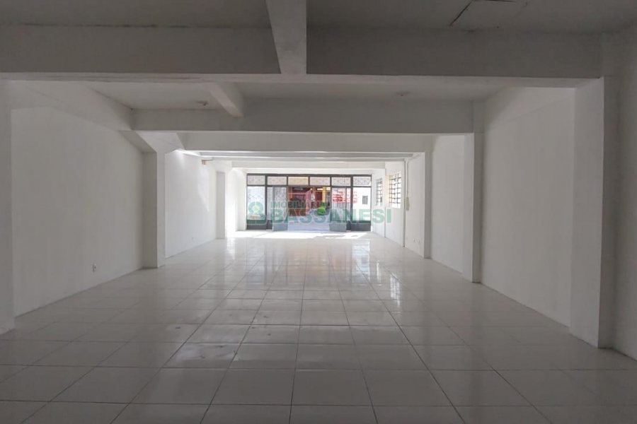 Loja com 140m², no bairro Santa Catarina em Caxias do Sul para Alugar