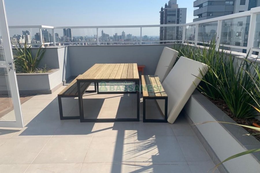 Apartamento com 41m², 1 dormitório, 1 vaga, no bairro Lourdes em Caxias do Sul para Comprar