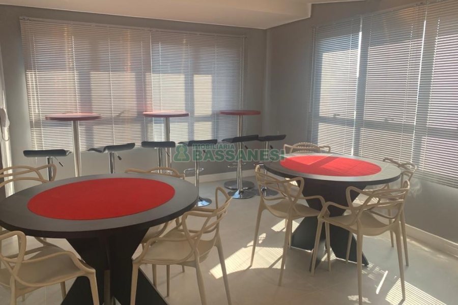 Apartamento com 41m², 1 dormitório, 1 vaga, no bairro Lourdes em Caxias do Sul para Comprar