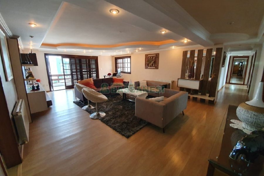 Apto/Cobertura com 505m², 3 dormitórios, 4 vagas, no bairro Centro em Caxias do Sul para Comprar