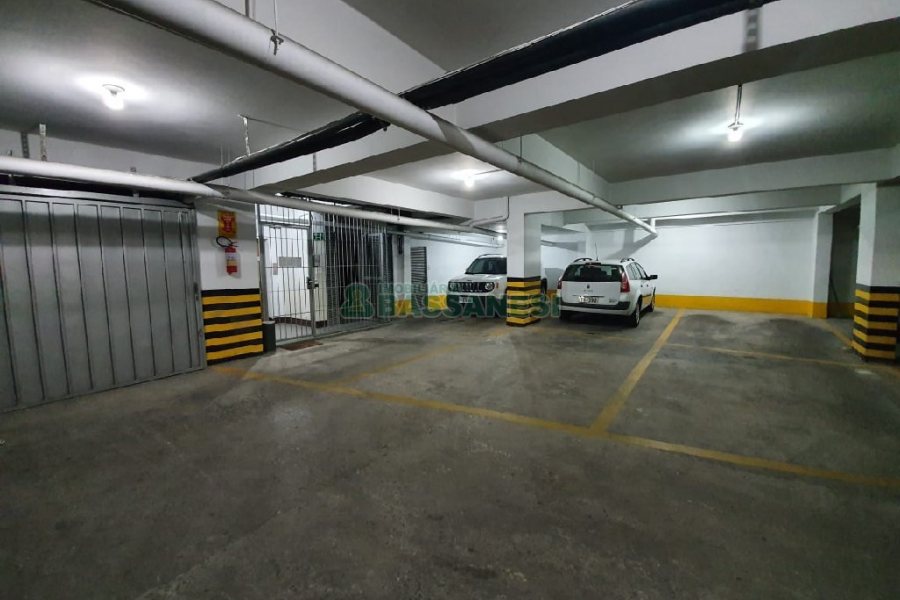 Apto/Cobertura com 505m², 3 dormitórios, 4 vagas, no bairro Centro em Caxias do Sul para Comprar