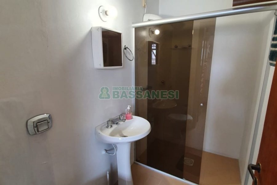 Apto/Cobertura com 505m², 3 dormitórios, 4 vagas, no bairro Centro em Caxias do Sul para Comprar