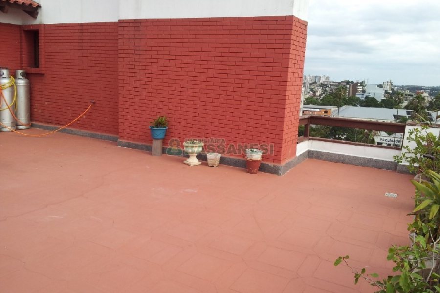 Apto/Cobertura com 505m², 3 dormitórios, 4 vagas, no bairro Centro em Caxias do Sul para Comprar