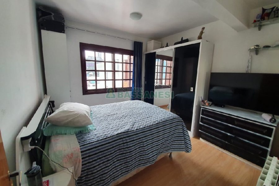 Apto/Cobertura com 505m², 3 dormitórios, 4 vagas, no bairro Centro em Caxias do Sul para Comprar