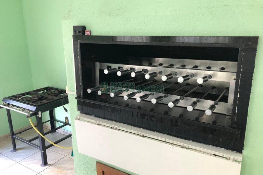 Apartamento com 77m², 2 dormitórios, 1 vaga, no bairro Marechal Floriano em Caxias do Sul para Comprar