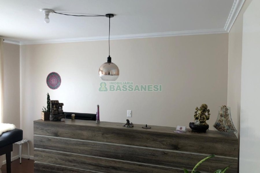 Apartamento com 77m², 2 dormitórios, 1 vaga, no bairro Marechal Floriano em Caxias do Sul para Comprar