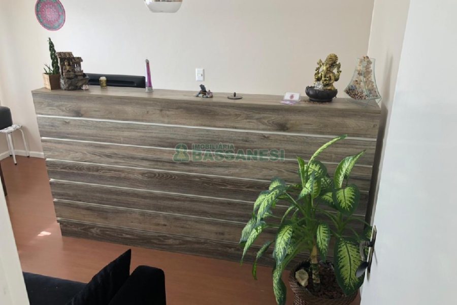 Apartamento com 77m², 2 dormitórios, 1 vaga, no bairro Marechal Floriano em Caxias do Sul para Comprar