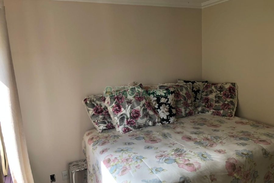 Apartamento com 77m², 2 dormitórios, 1 vaga, no bairro Marechal Floriano em Caxias do Sul para Comprar