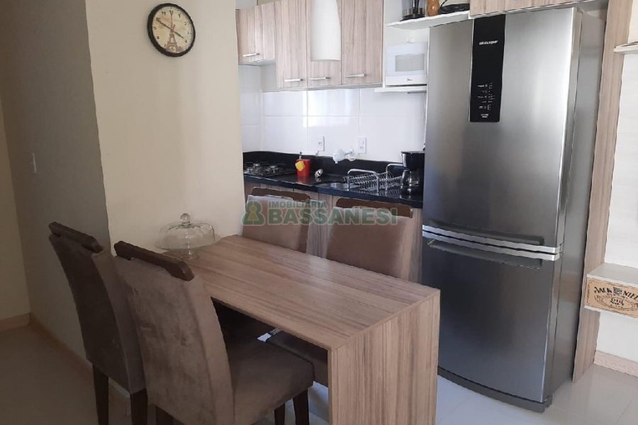 Apartamento com 60m², 2 dormitórios, 1 vaga, no bairro Nossa Senhora das Graças em Caxias do Sul para Alugar